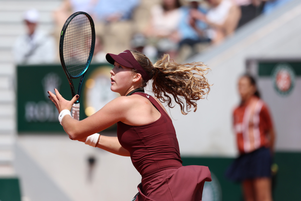 世体：萨比策的伤情不乐观，可能无缘参加和巴萨的比赛.