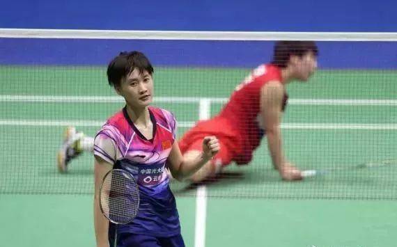 一度迫使A 一度迫使A