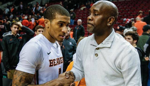 尤其是面对 尤其是面对