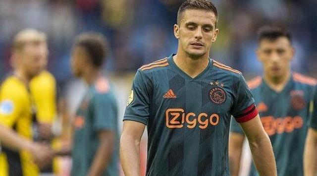 借顽强的拼 借顽强的拼