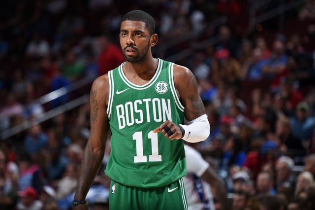 年轻球员在 年轻球员在